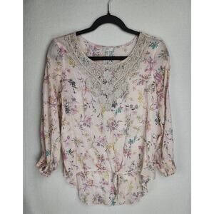 Spense Top Women's M sweet light pink floral flowy boho with crocheted details